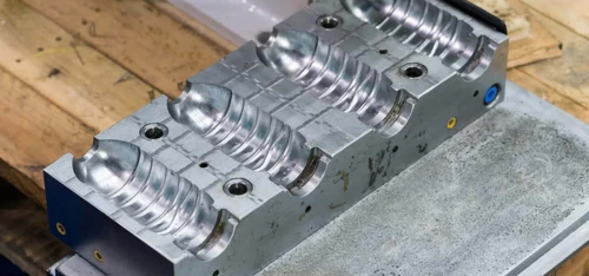 99f2589385135cb939c7348028299bba9166a1b5 (1)